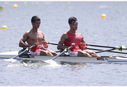 乐鱼网站-赛艇男子双人双桨 湖南选手张亮与队友晋级半决赛