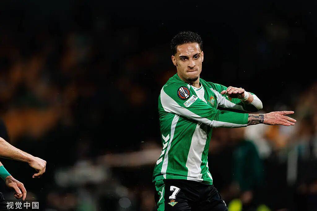 乐鱼官方-今晚打响!欧联16强首回合:贝蒂斯远征安东尼领衔 里尔战维拉