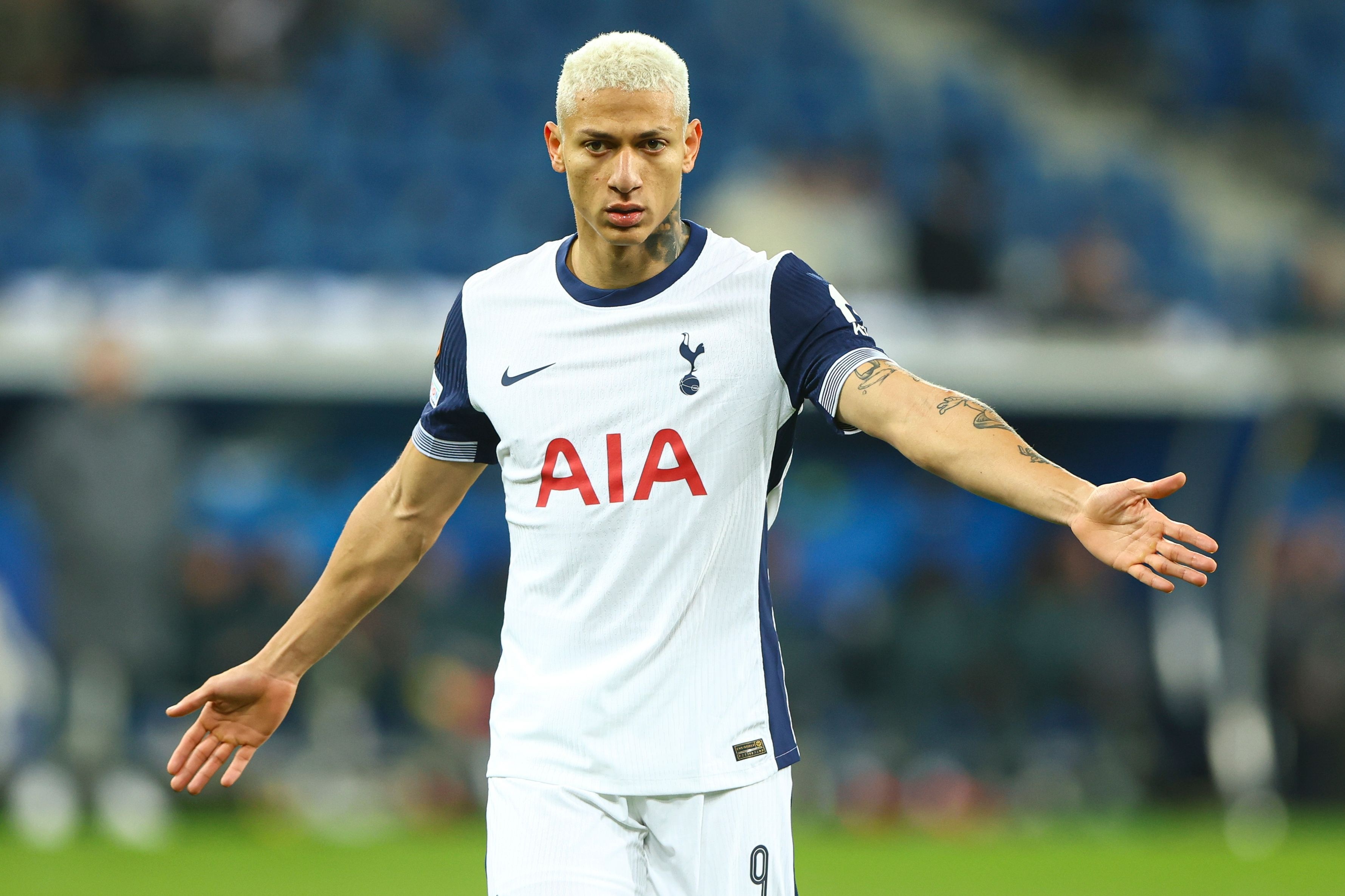 小雷、基恩称赞索兰克、里沙利松:他们是支点,让热刺有了出球点